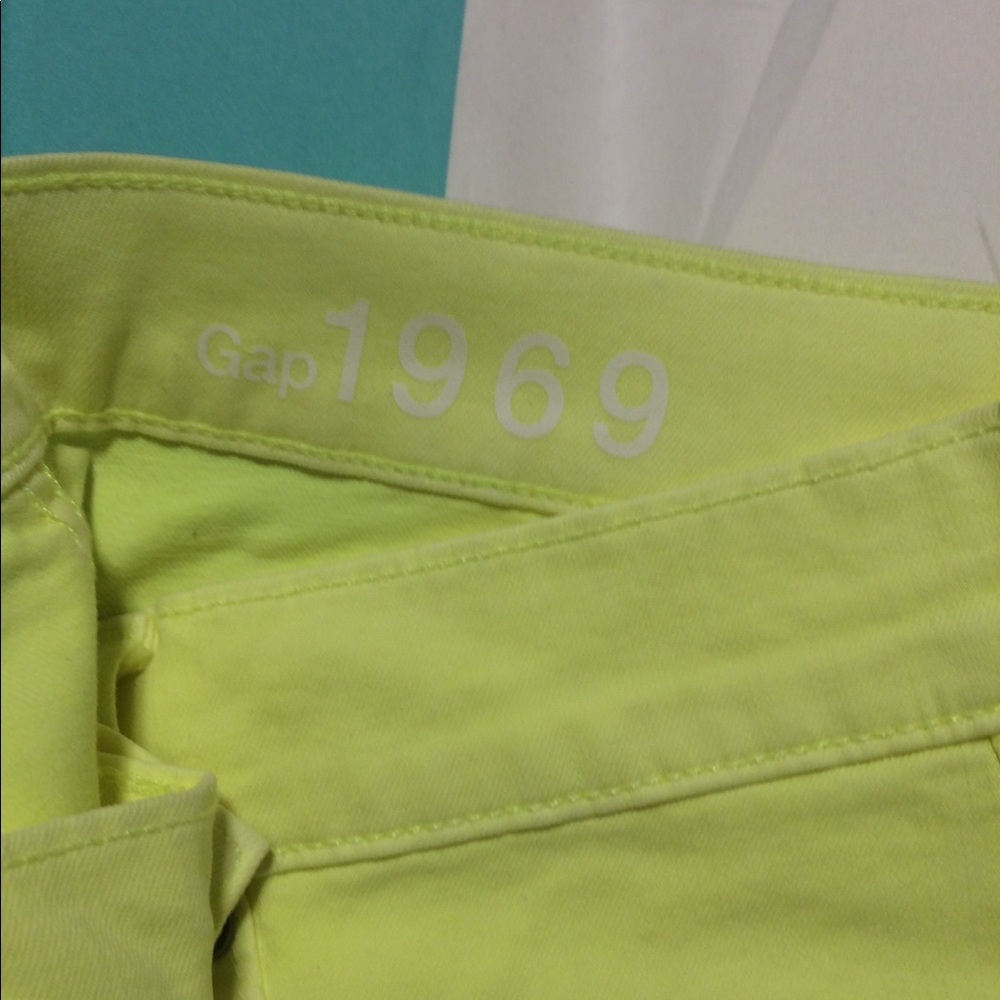GAP Jeans - Picture 3 of 3